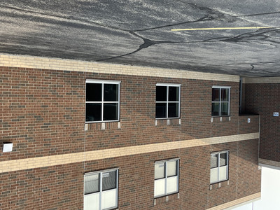 New windows on bottom, old windows on top